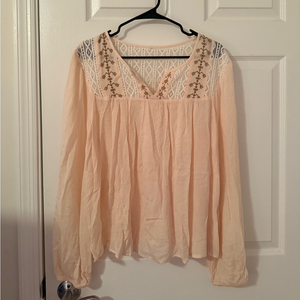 Chic Lace-Trimmed Cream Blouse